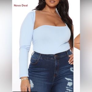 NWT fashion Nova bodysuit 💙